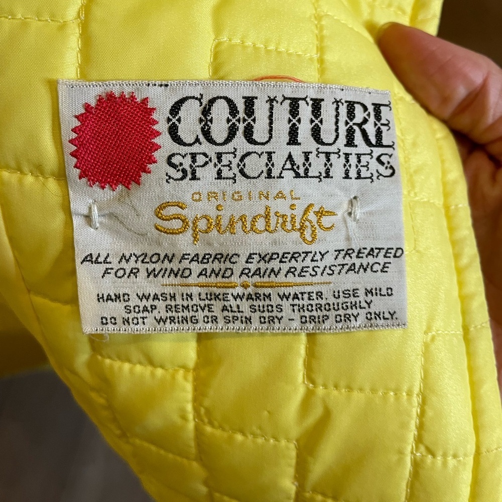 Vintage Mid century yellow puffer pea coat Fits like a small Label is Spindrift - Picture 7 of 7